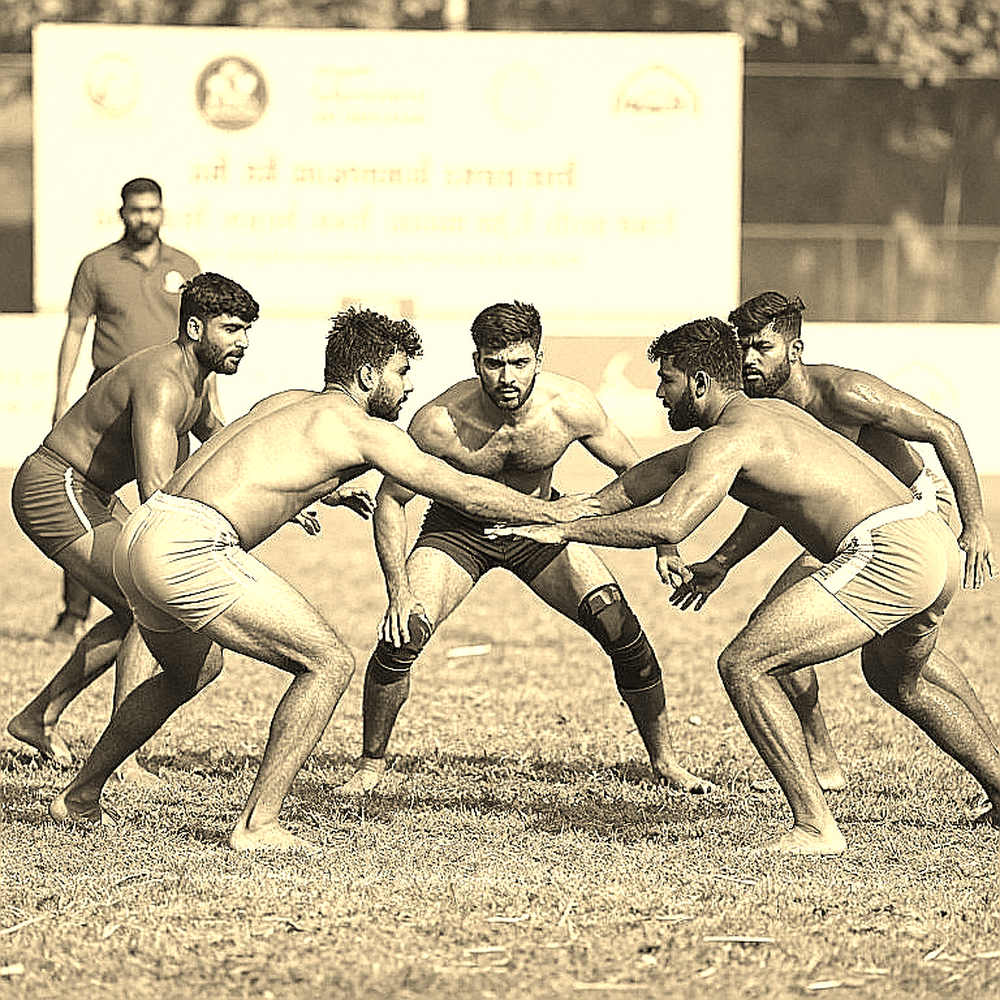 कबड्डी का असली स्कोरबोर्ड नियम-किताब के पन्नों पर लिखा है